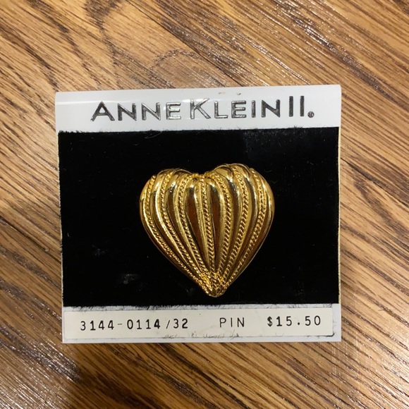 Anne Klein Pin - Picture 1 of 1